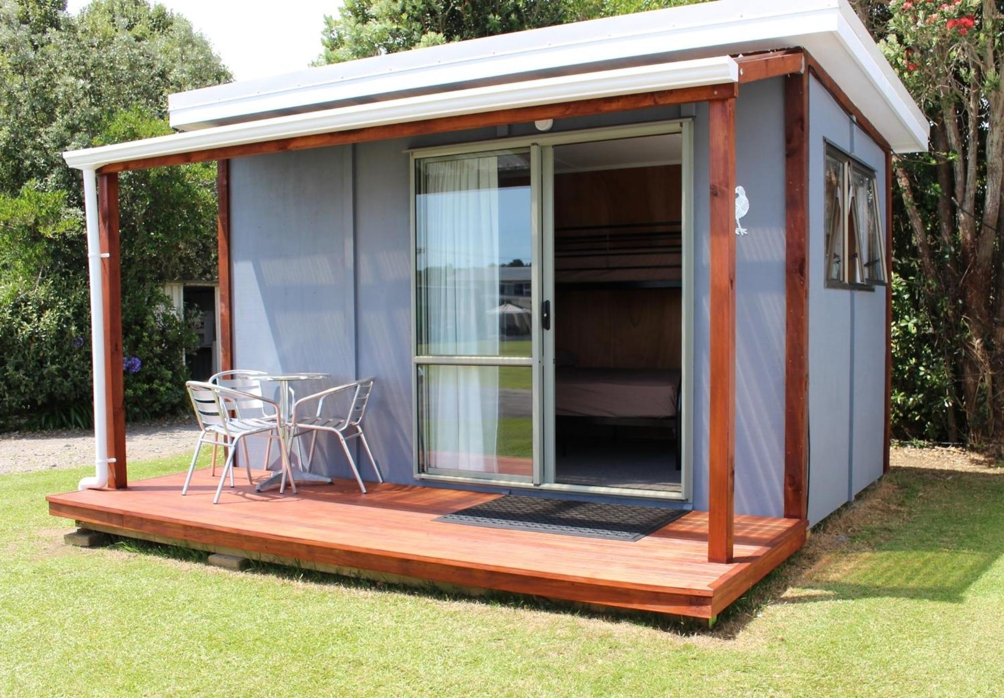 Urenui Beach Camp Bagian luar foto