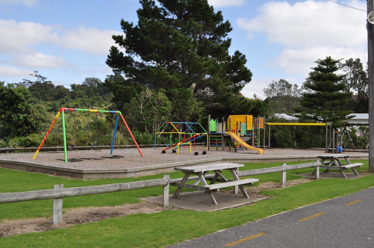 Urenui Beach Camp Bagian luar foto