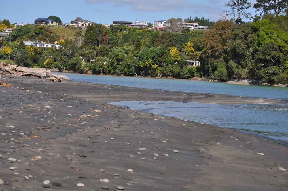 Urenui Beach Camp Bagian luar foto